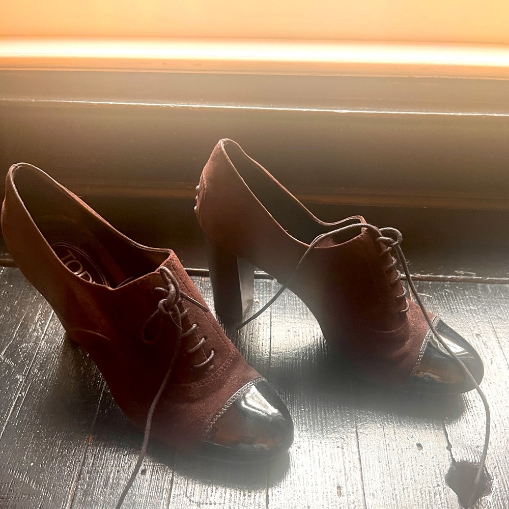 Tod’s Brown Suede Heeled Ankle Shoes